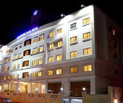 https://imgcld.yatra.com/ytimages/image/upload/t_hotel_yatra_city_desktop/v1403690829/Domestic Hotels/Hotels_Hyderabad/Hampshire Plaza/Ovevriew.jpg